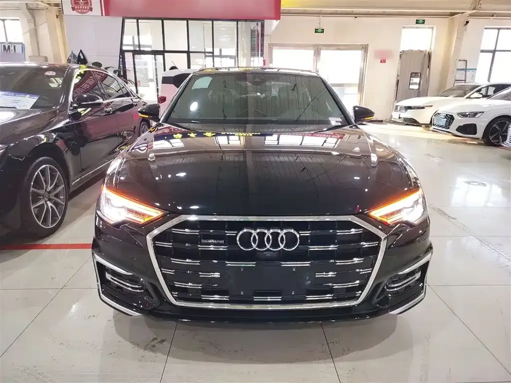 Audi A6L 2025 из CN, фото 4