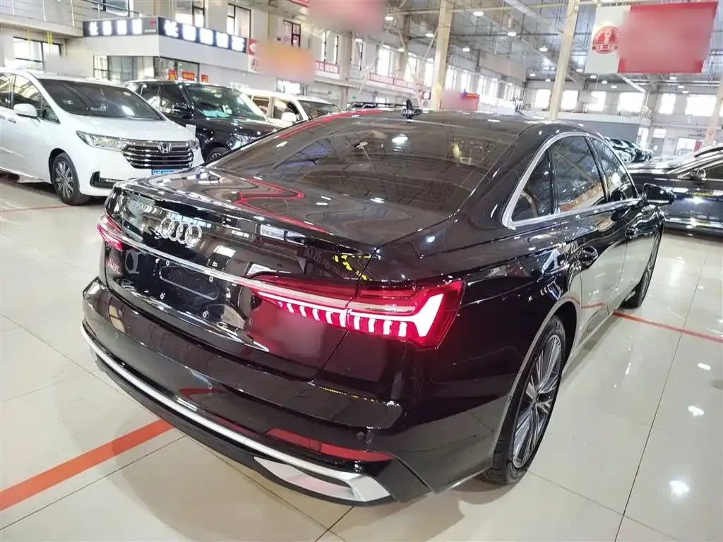 Audi A6L 2025 из CN, фото 7