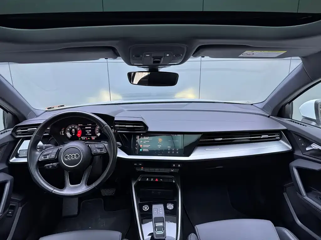 Audi A3 2024 из CN, фото 7