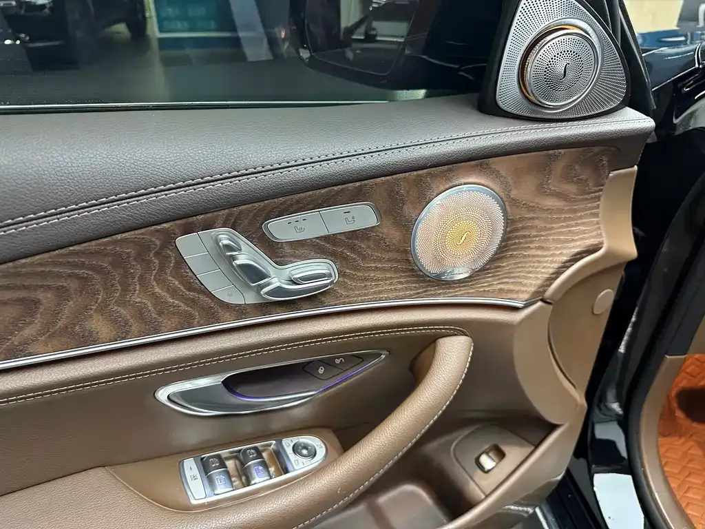 Mercedes-Benz E-Class 2023 из CN, фото 6