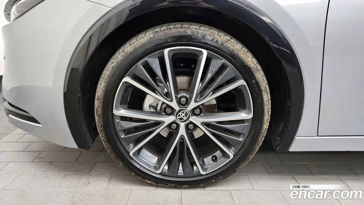 Toyota Prius — фото 5