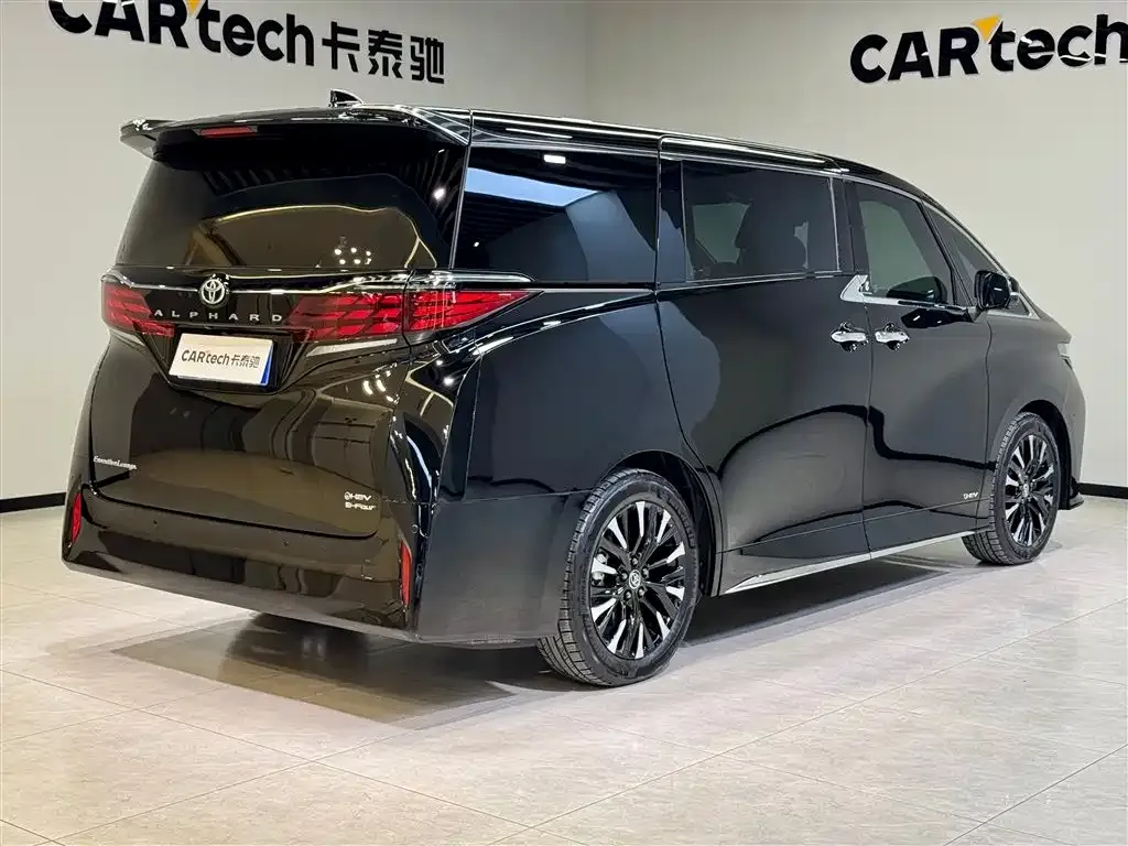 Toyota Alphard 2024 из CN, фото 4