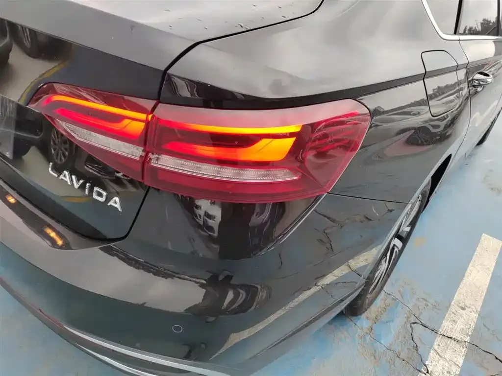Volkswagen Lavida 2023 из CN, фото 9