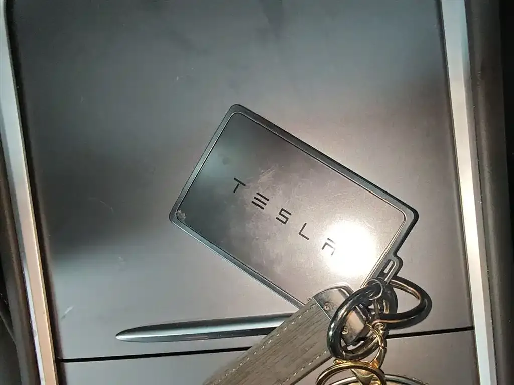 Tesla Model Y 2023 из CN, фото 9