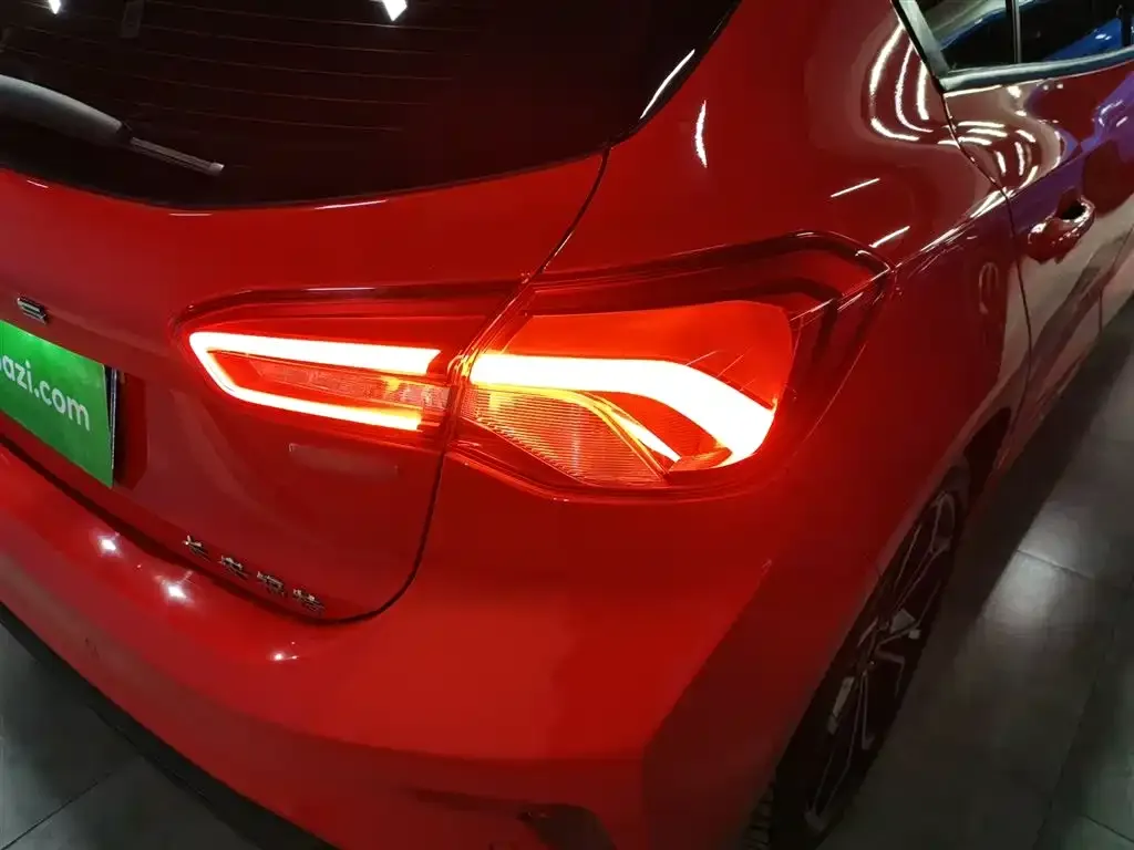 Ford Focus 2022 из CN, фото 3