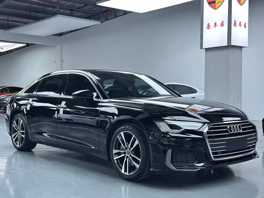 Audi A6L 2022 из CN, фото 2