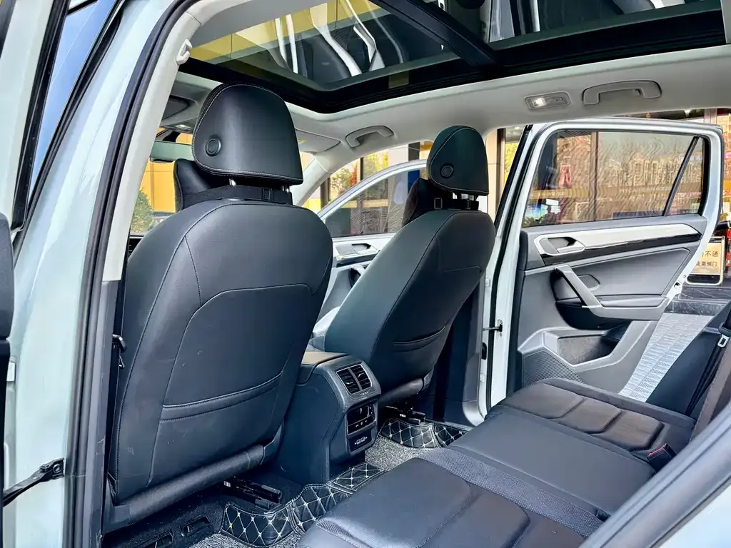 Volkswagen Tayron 2022 из CN, фото 8