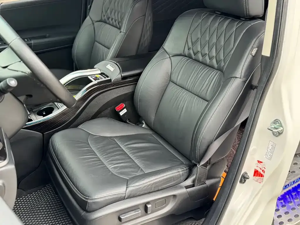 Honda Elysion 2021 из CN, фото 6