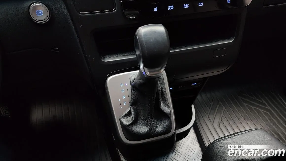 Hyundai Staria 2022 из KR, фото 3