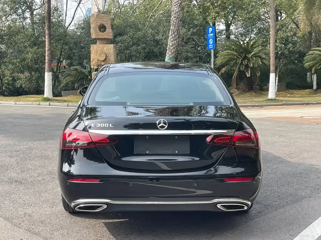 Mercedes-Benz E-Class 2023 из CN, фото 3