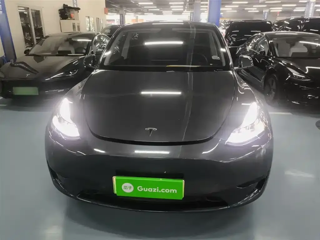 Tesla Model Y 2022 из CN, фото 2