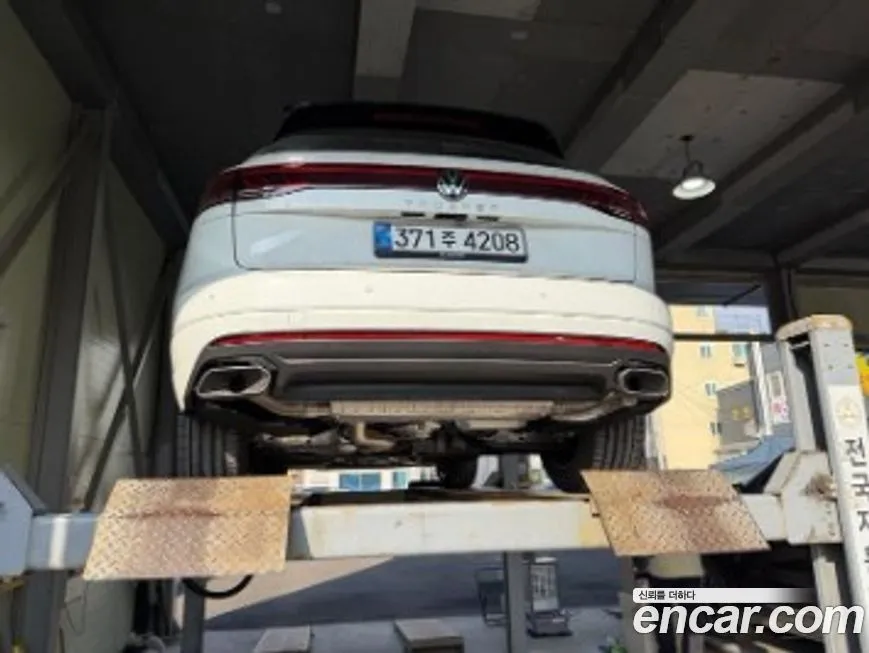 Volkswagen Touareg 2026 из KR, фото 1