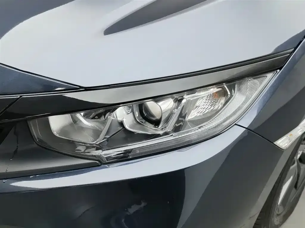 Honda Civic — фото 7