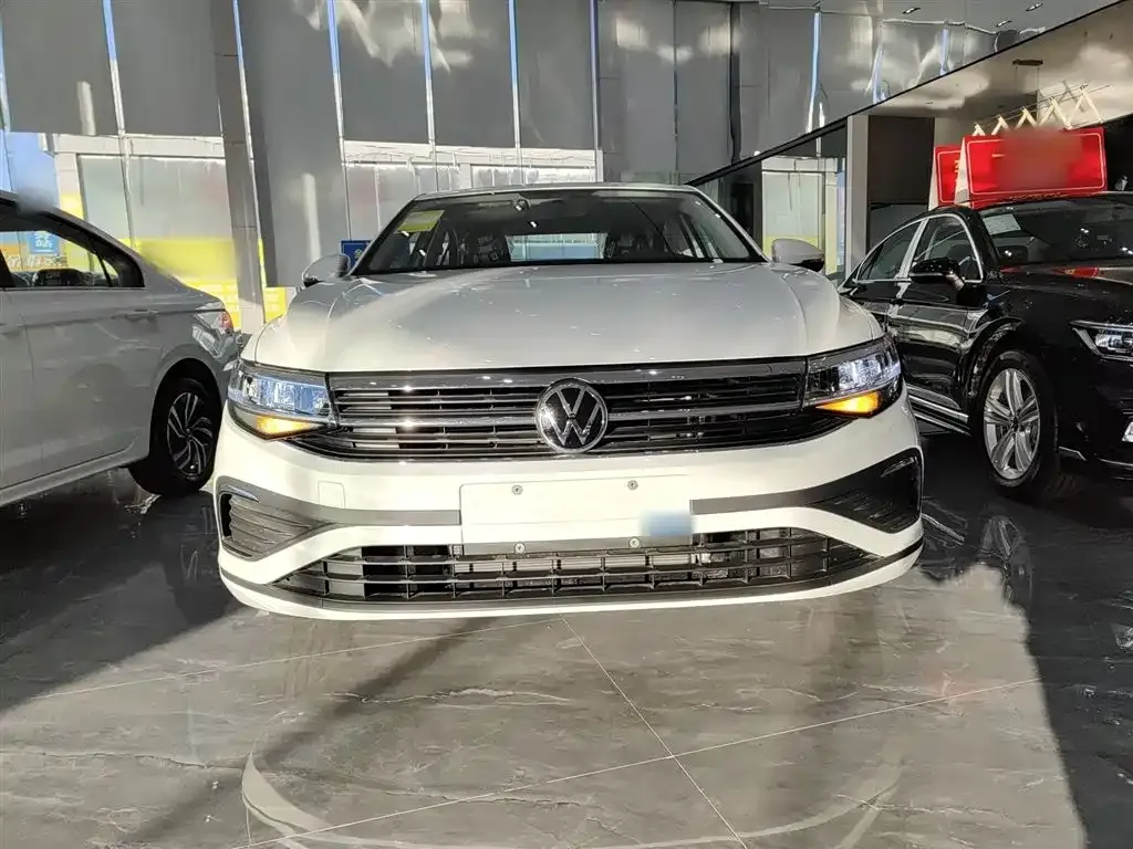 Volkswagen Bora 2025 из CN, фото 4