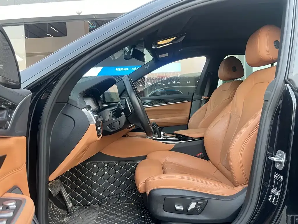 BMW 6 Series GT 2024 из CN, фото 4