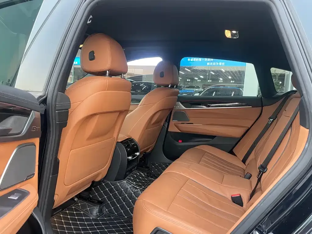 BMW 6 Series GT 2024 из CN, фото 2