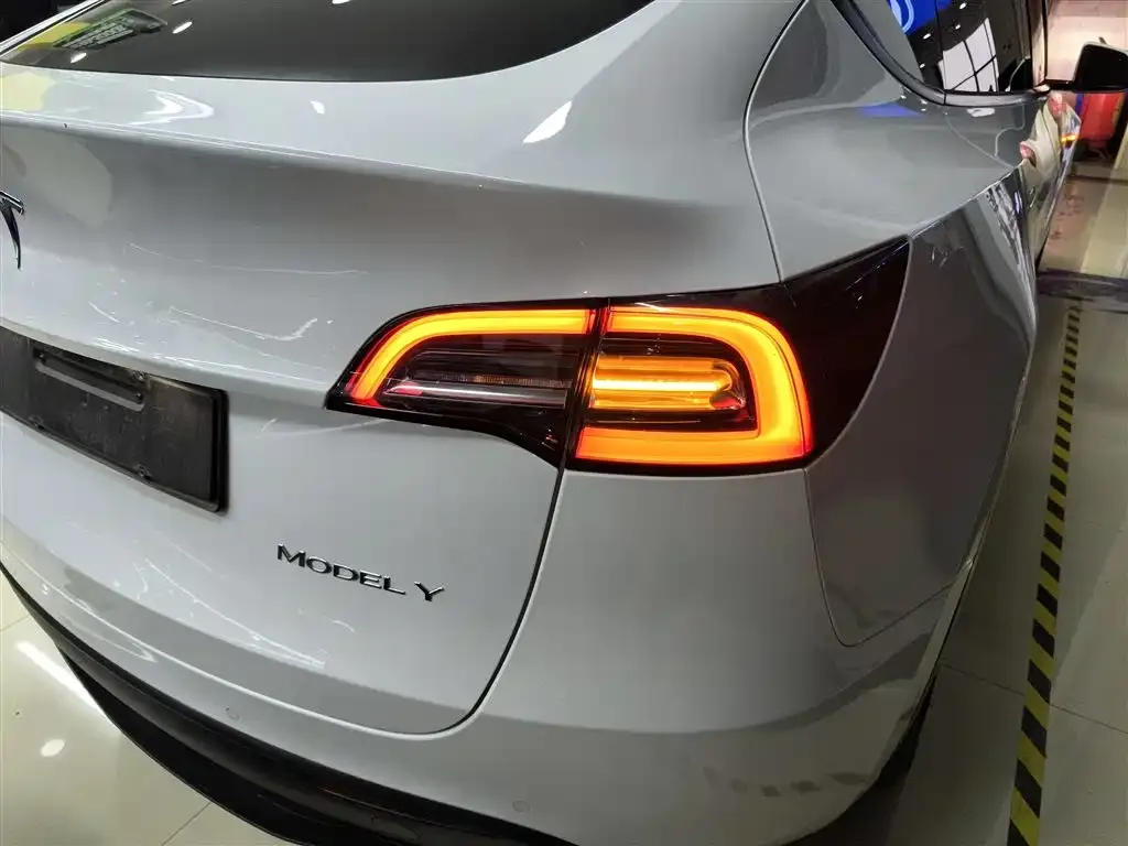Tesla Model Y 2022 из CN, фото 7