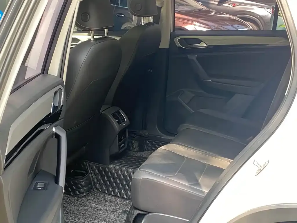 Volkswagen Tayron 2021 из CN, фото 7