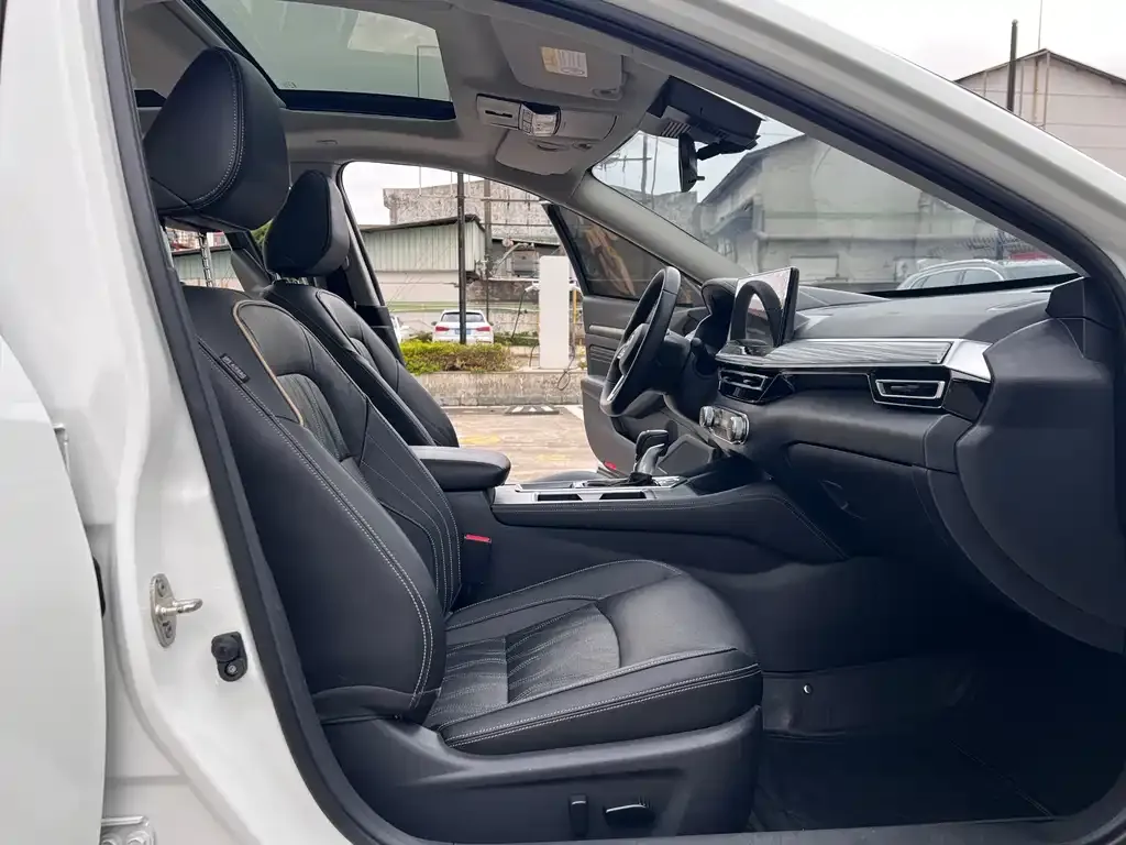 Nissan Teana 2022 из CN, фото 3