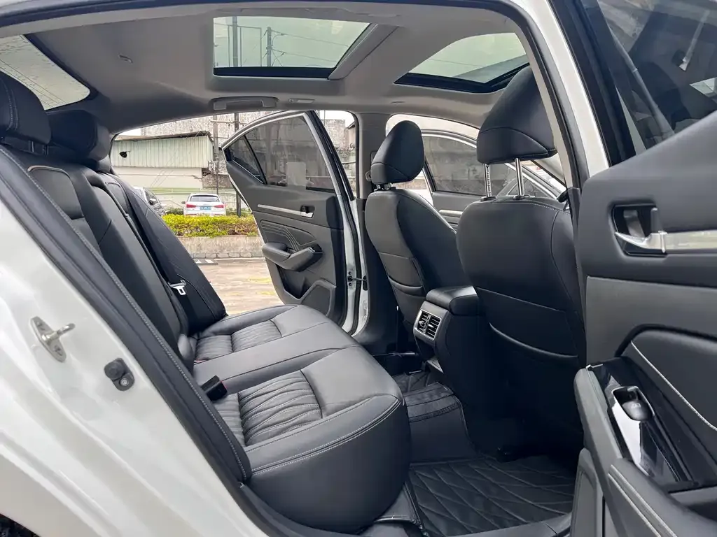 Nissan Teana 2022 из CN, фото 10
