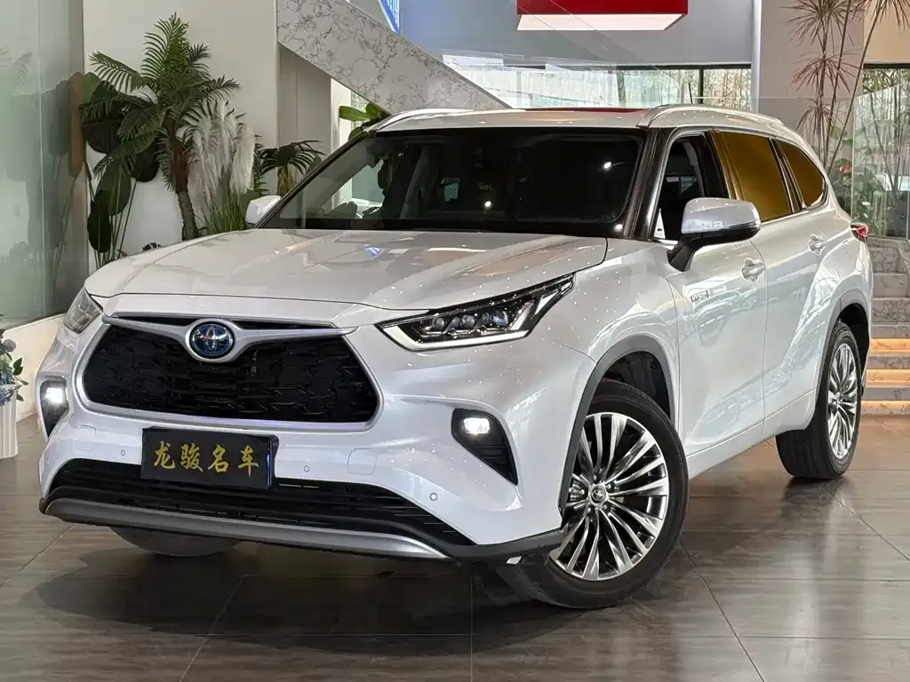 Toyota Highlander 2022 из CN, фото 1