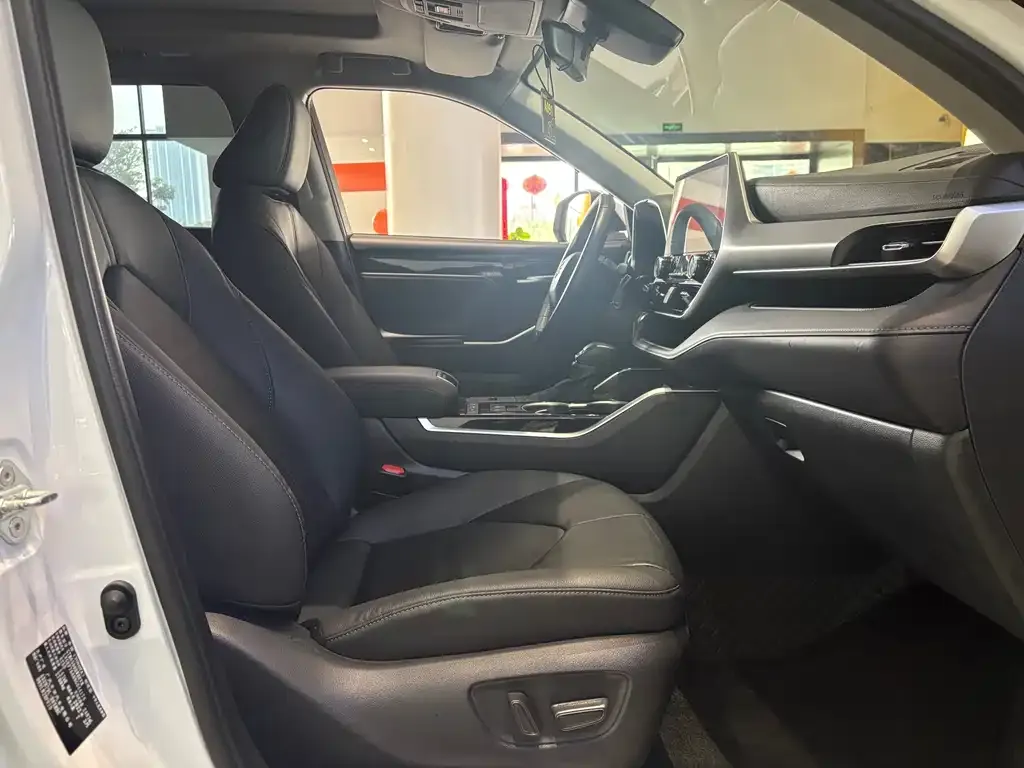Toyota Highlander 2022 из CN, фото 10
