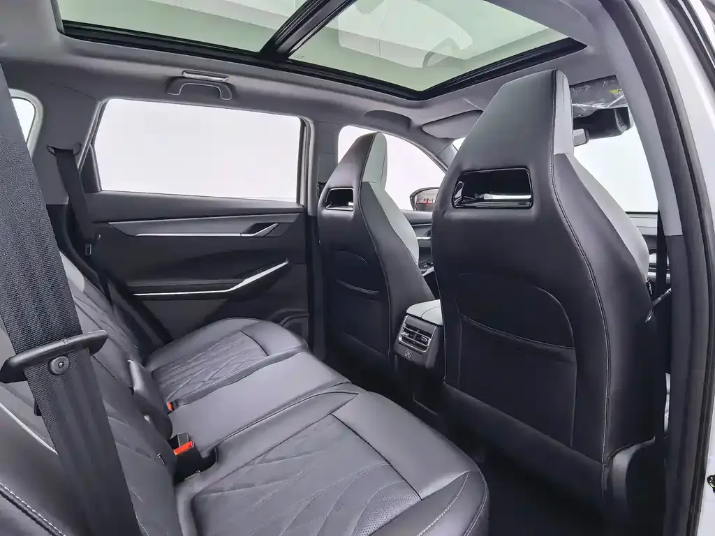 Changan CS75PLUS 2024 из CN, фото 5
