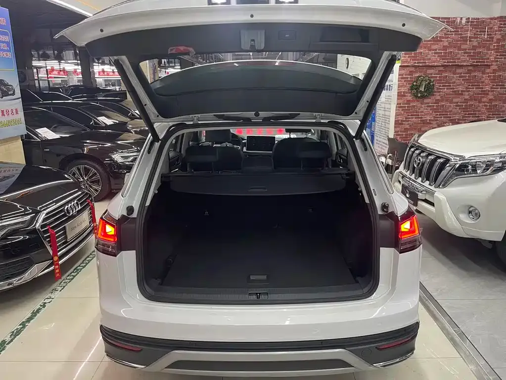 Volkswagen Tayron 2022 из CN, фото 2