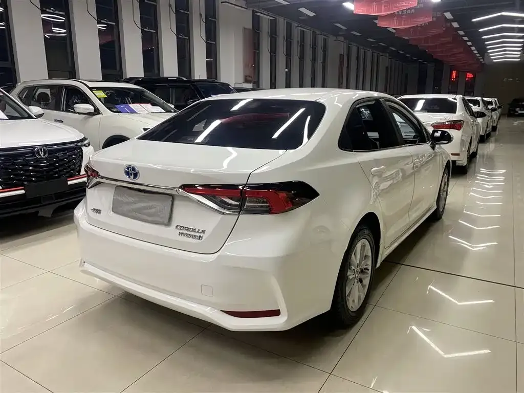 Toyota Corolla 2021 из CN, фото 7