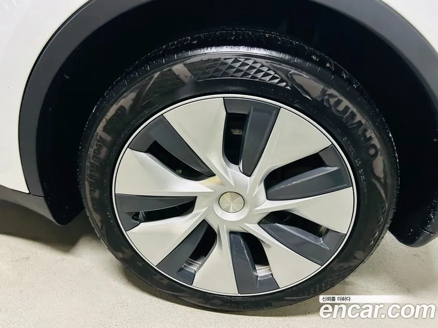 Tesla Model Y 2024 из KR, фото 3