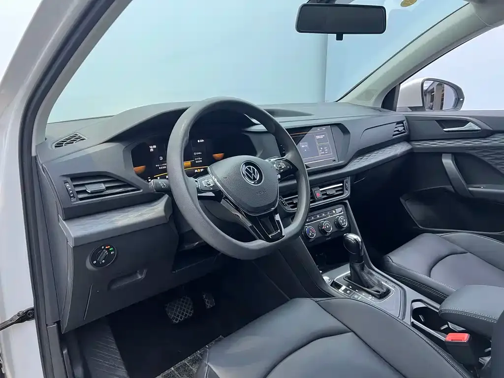 Volkswagen Tharu 2022 из CN, фото 7