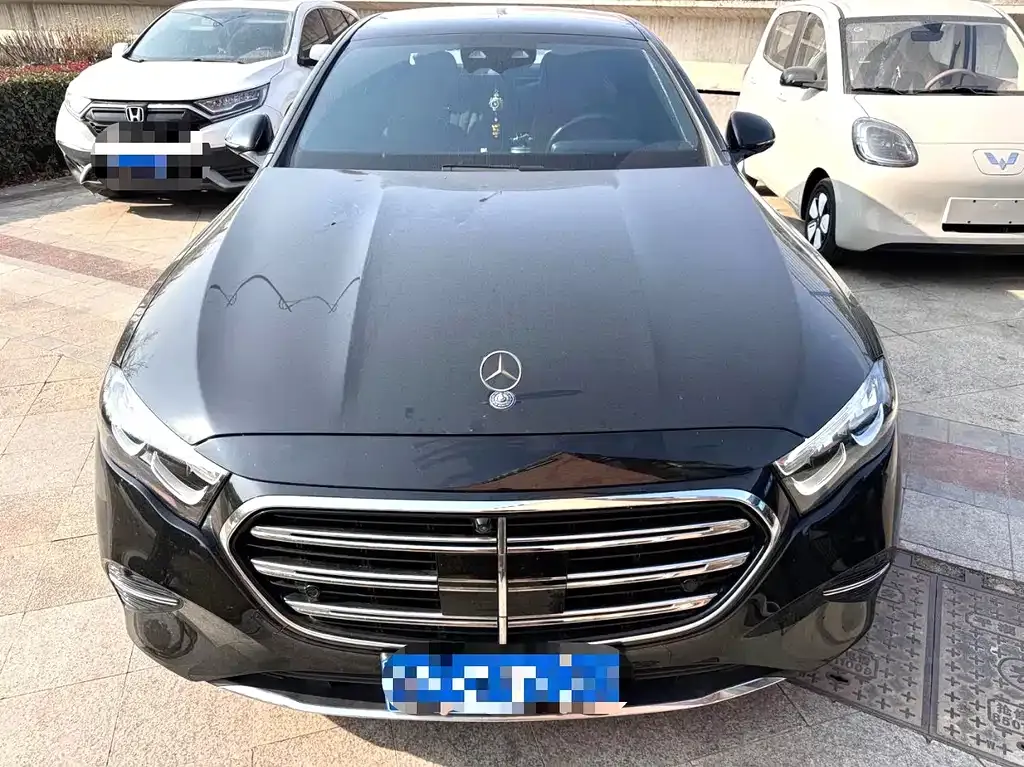 Mercedes-Benz E-Class 2024 из CN, фото 2