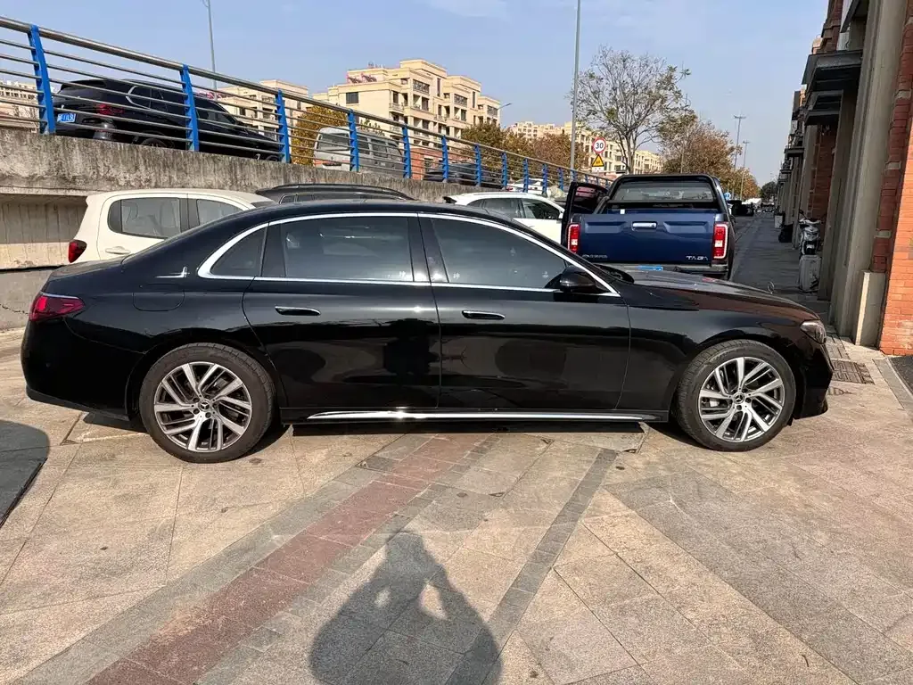 Mercedes-Benz E-Class 2024 из CN, фото 7