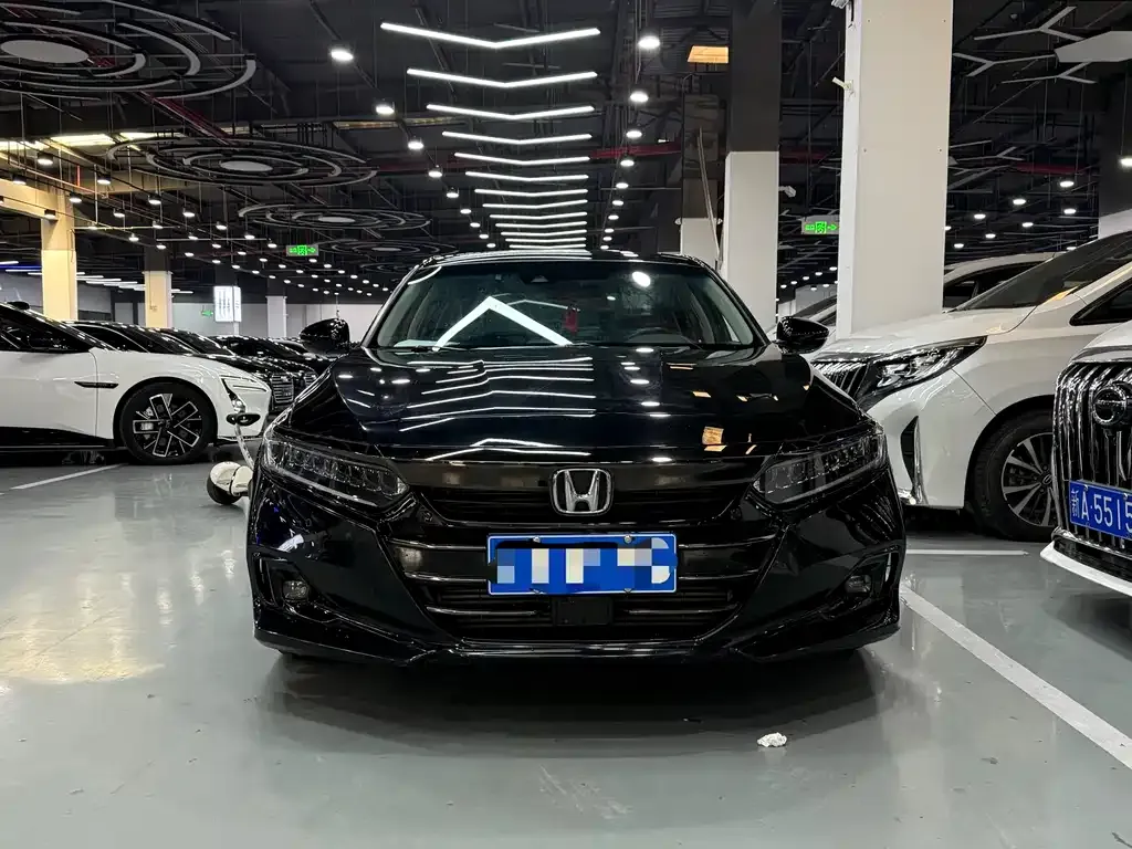 Honda Accord 2022 из CN, фото 2