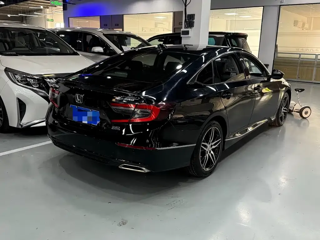 Honda Accord 2022 из CN, фото 9