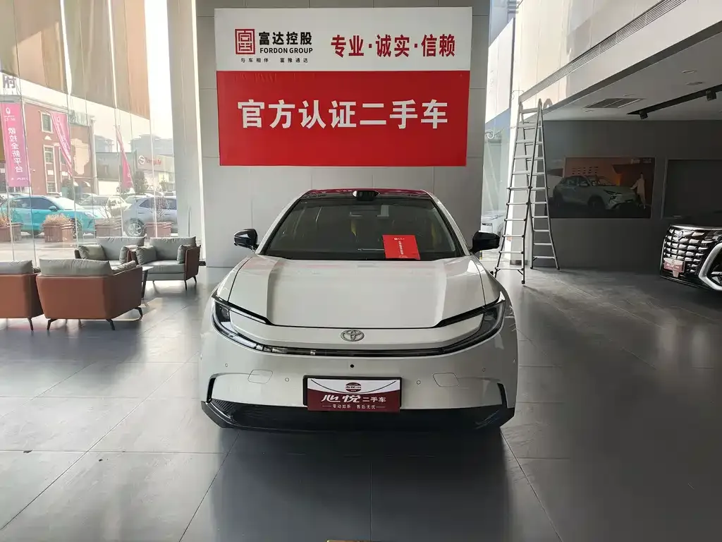 Toyota bZ5 2025 из CN, фото 5