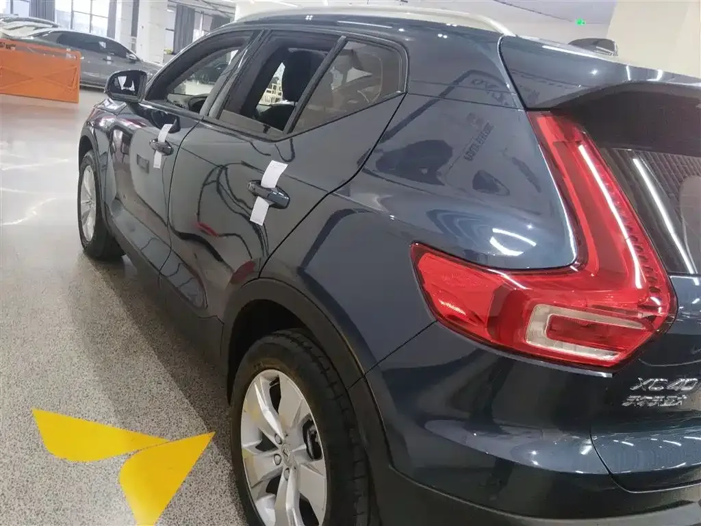 Volvo XC40 2022 из CN, фото 6
