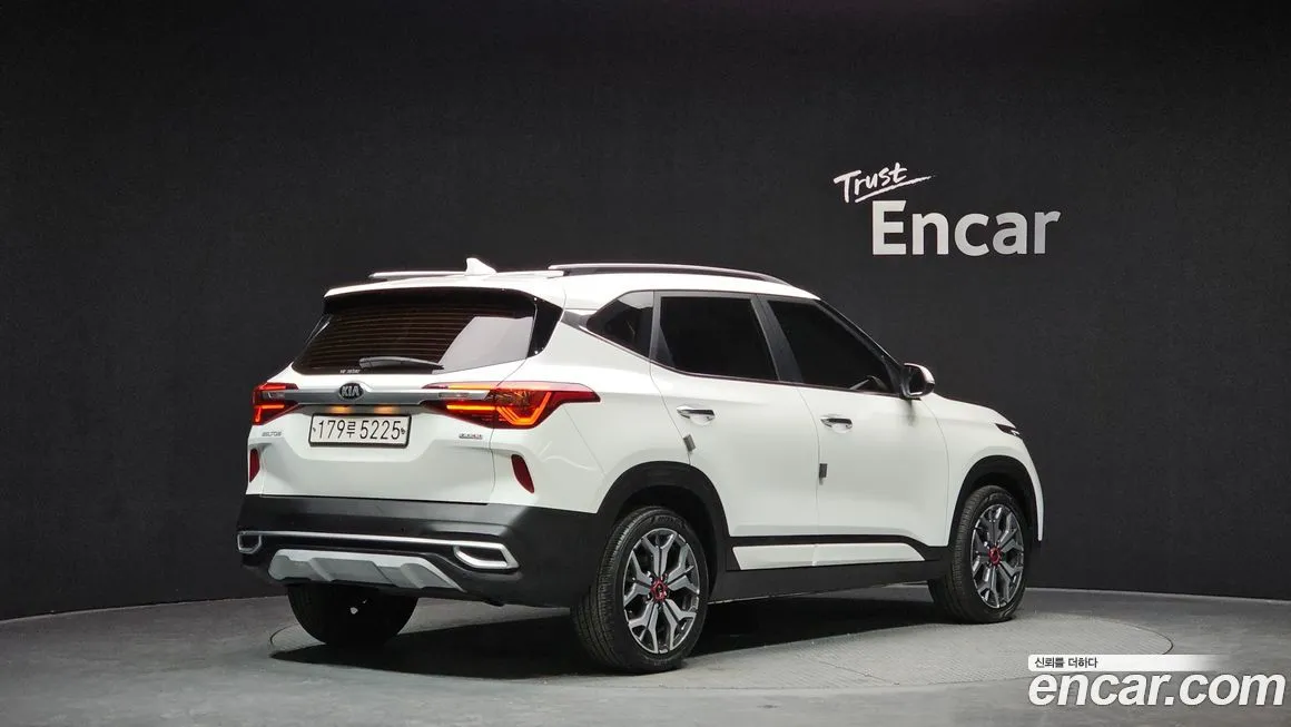 Kia Seltos 2022 из KR, фото 2
