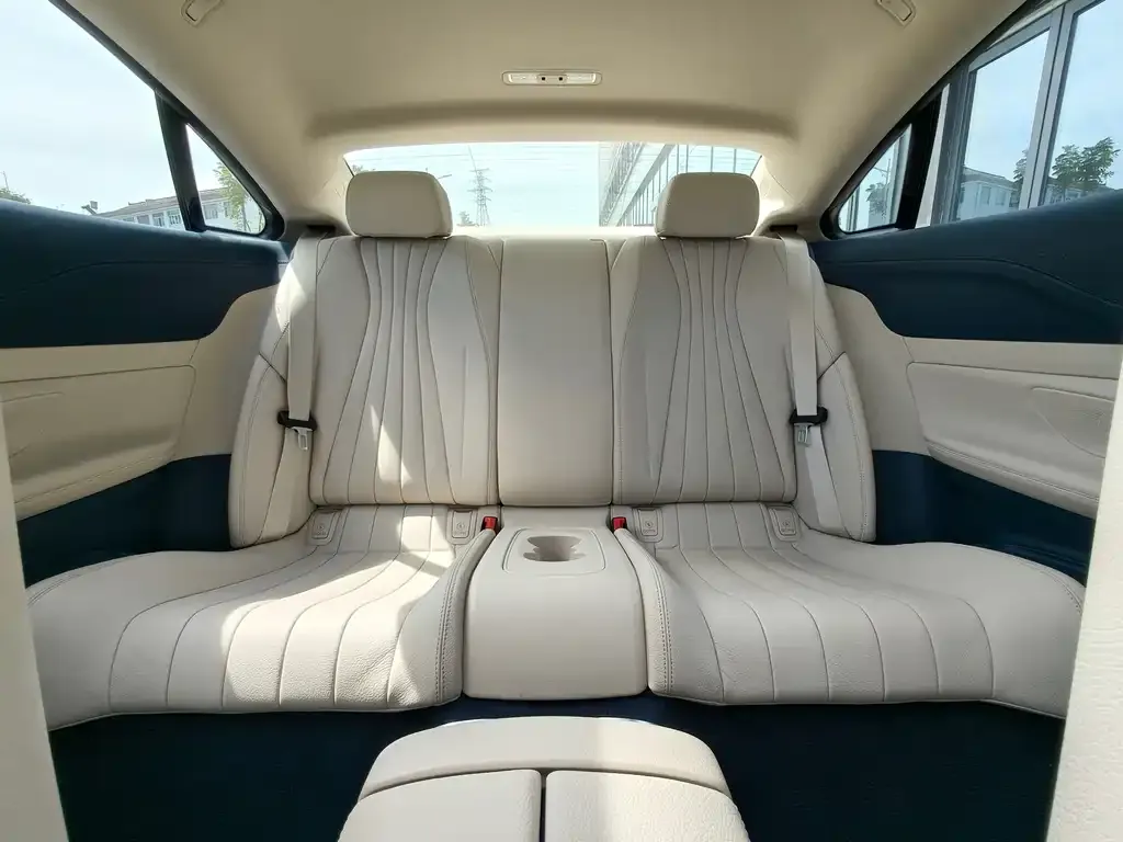 Mercedes-Benz E-Class (Import) 2023 из CN, фото 9