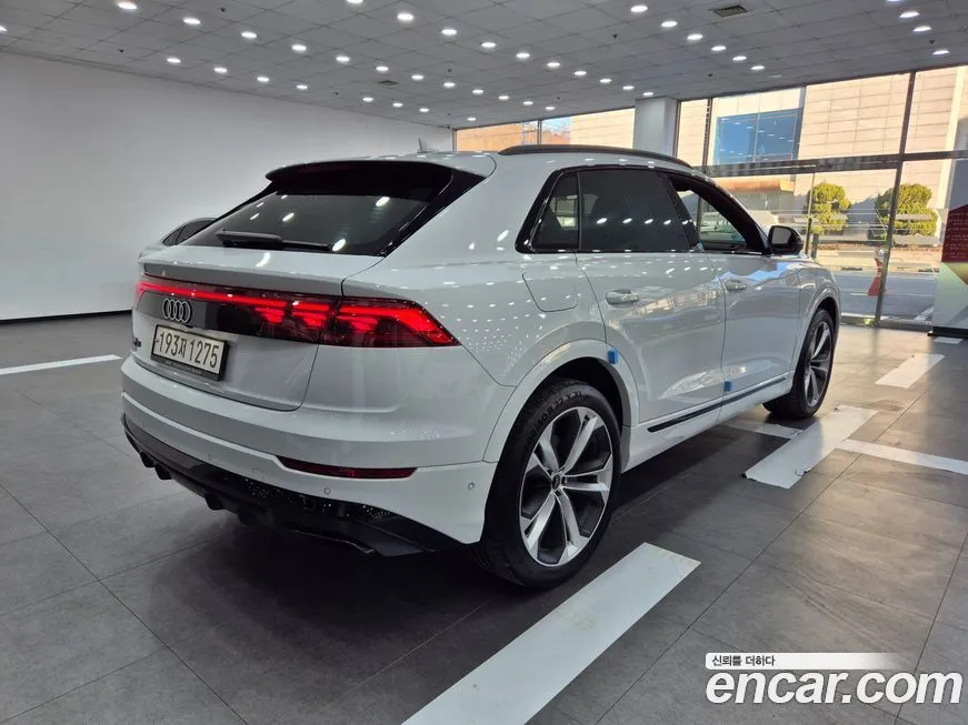 Audi Q8 2025 из KR, фото 2