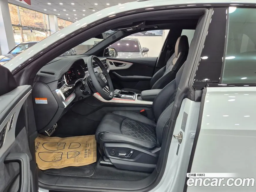 Audi Q8 2025 из KR, фото 5