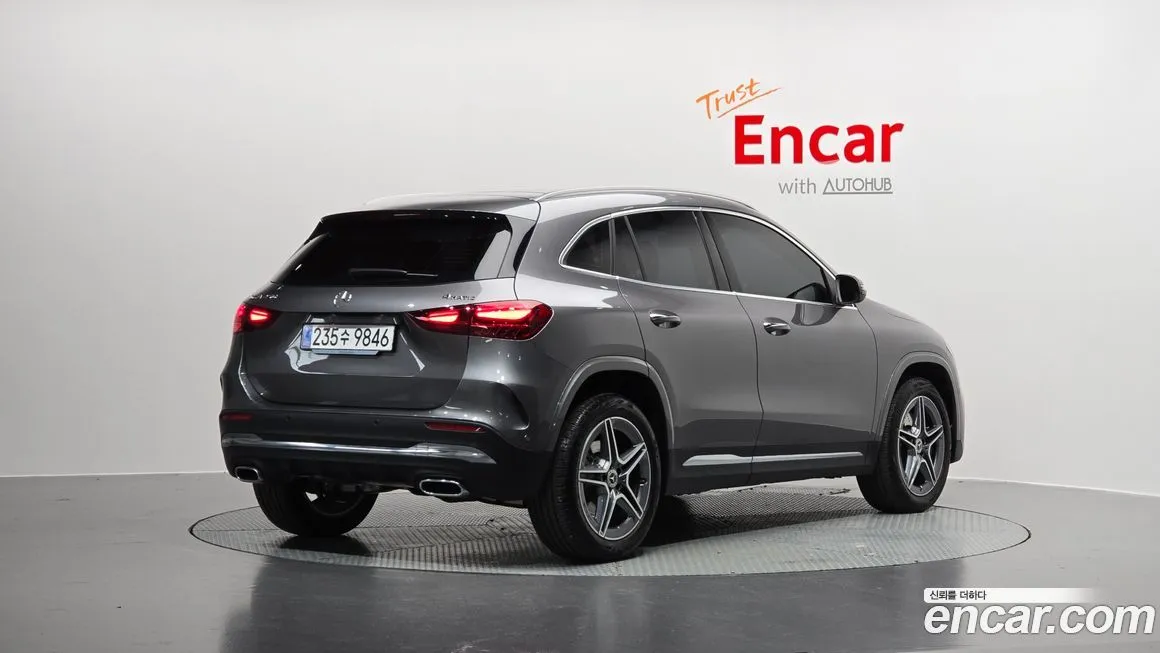 Mercedes-Benz GLA-Class — фото 8
