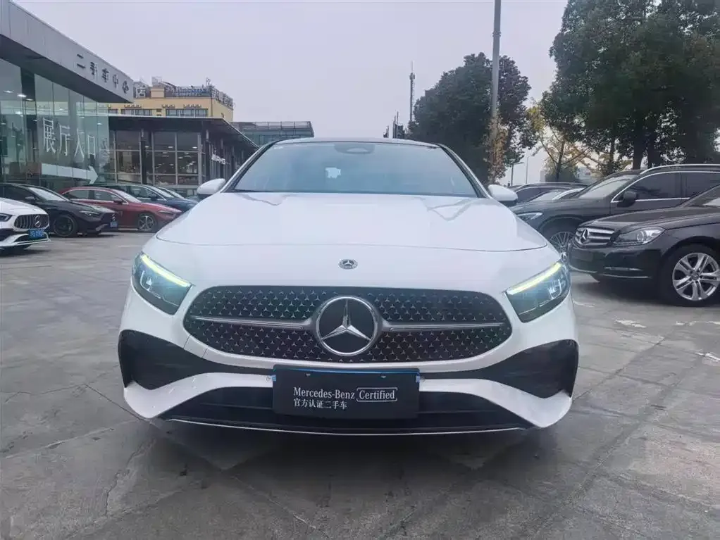 Mercedes-Benz A-Class 2023 из CN, фото 2