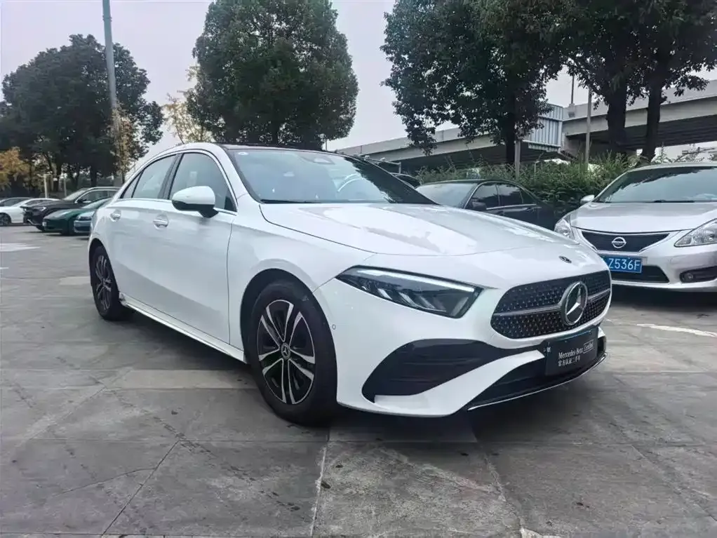Mercedes-Benz A-Class 2023 из CN, фото 3