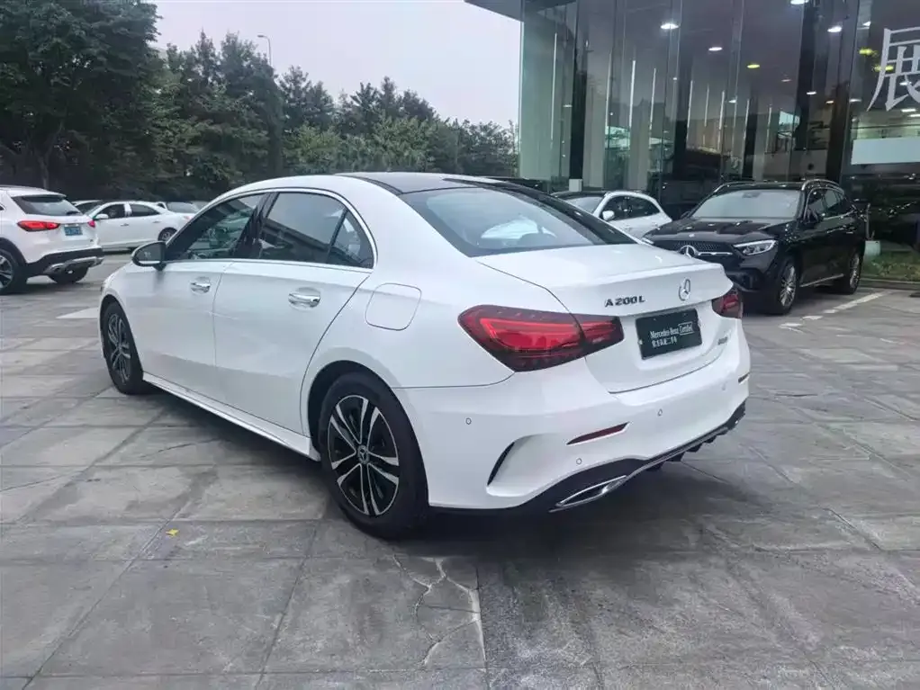 Mercedes-Benz A-Class 2023 из CN, фото 4