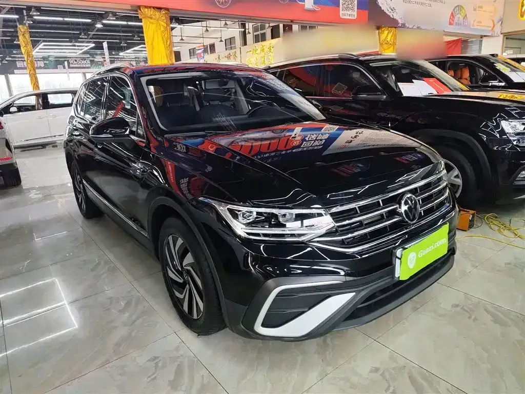 Volkswagen Tiguan L 2023 из CN, фото 4