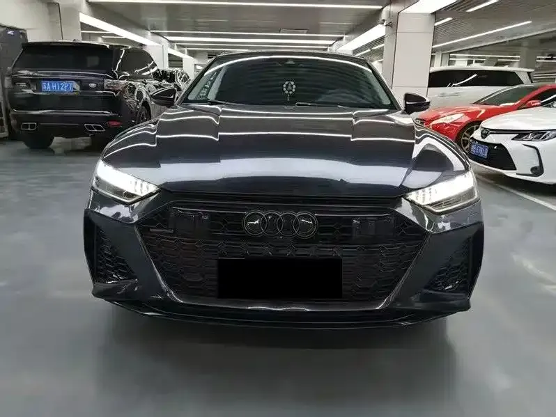 Audi A7L 2022 из CN, фото 9