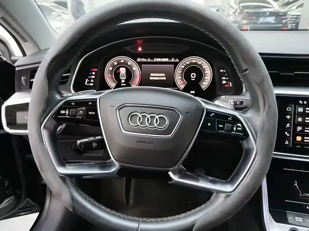 Audi A7L 2022 из CN, фото 6