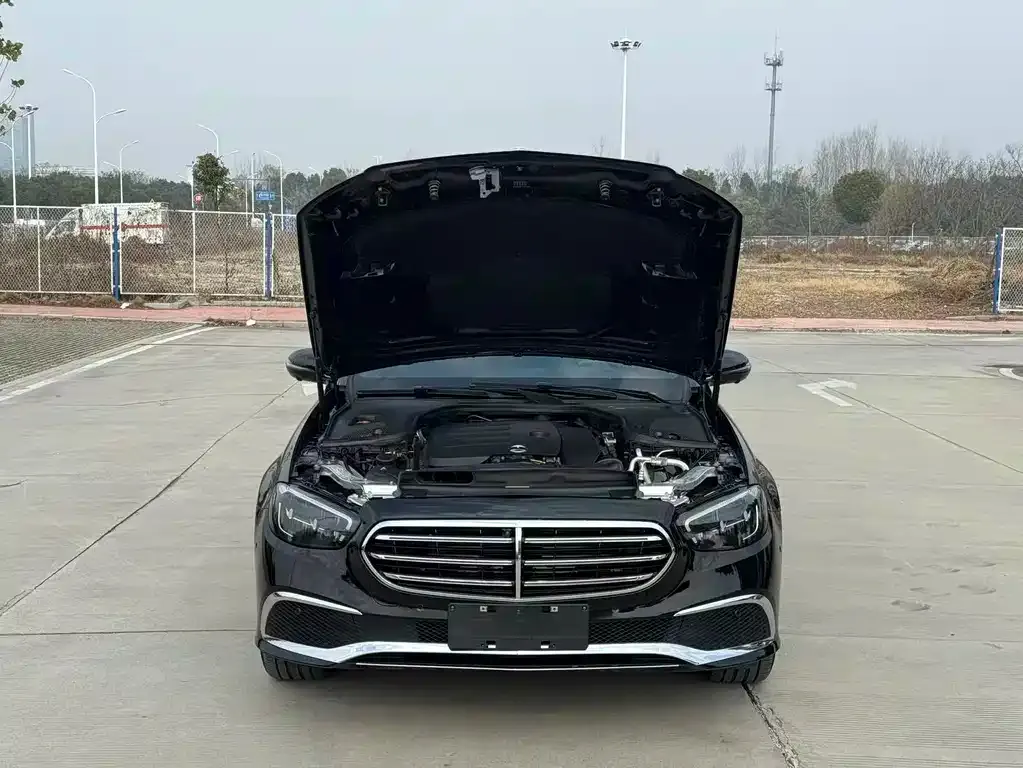 Mercedes-Benz E-Class 2023 из CN, фото 8