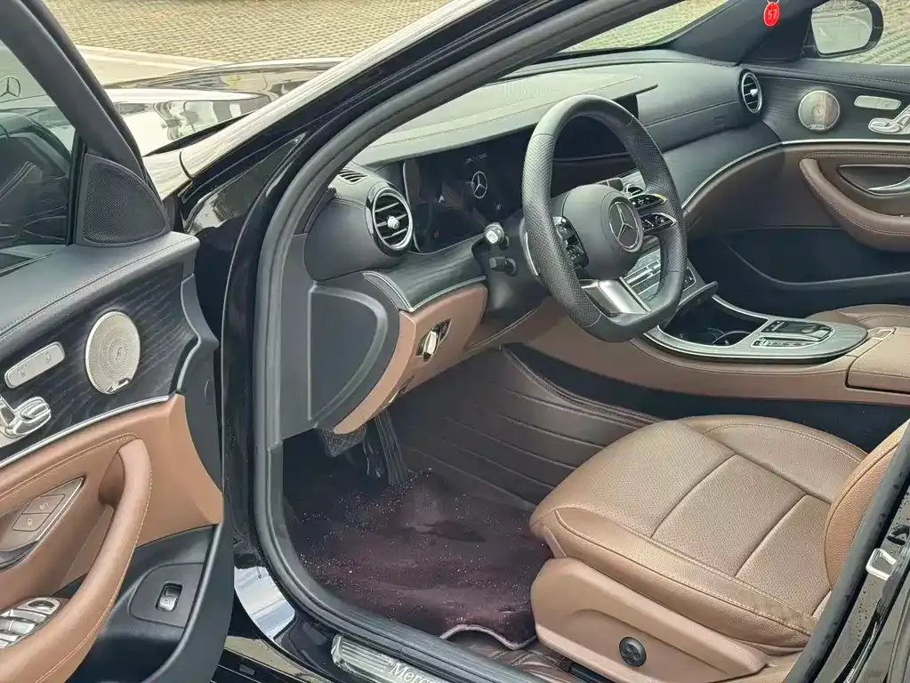 Mercedes-Benz E-Class 2023 из CN, фото 4
